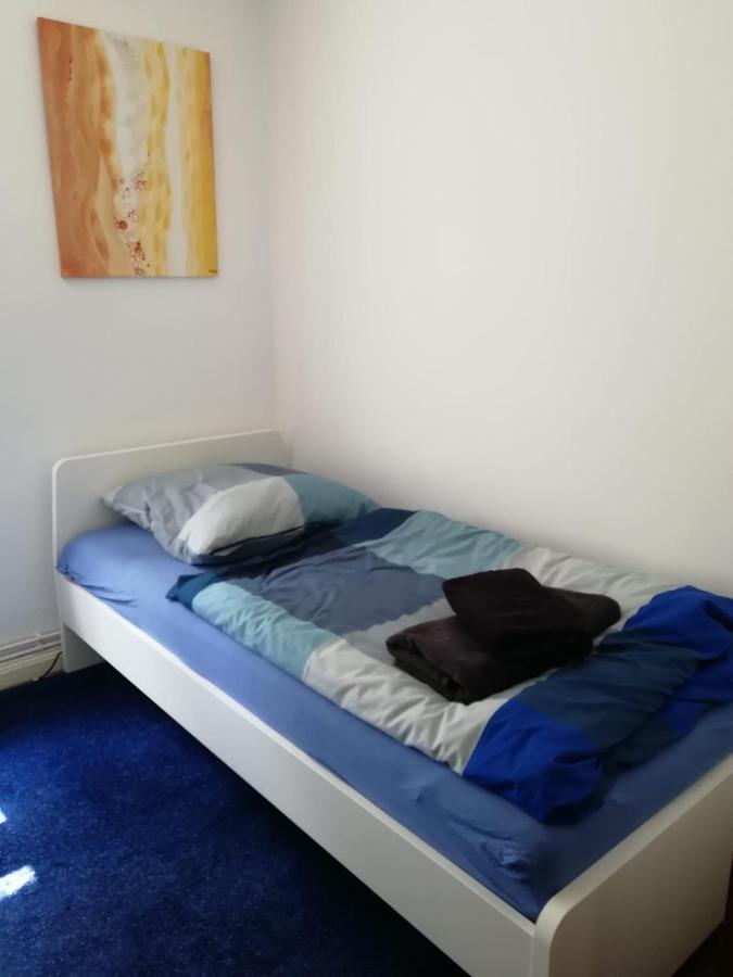 Kleine Galerie Apartment Fuer 3 Mit Kueche Kamin Netflix Parken Und Hofladen Steinhofel Exterior foto