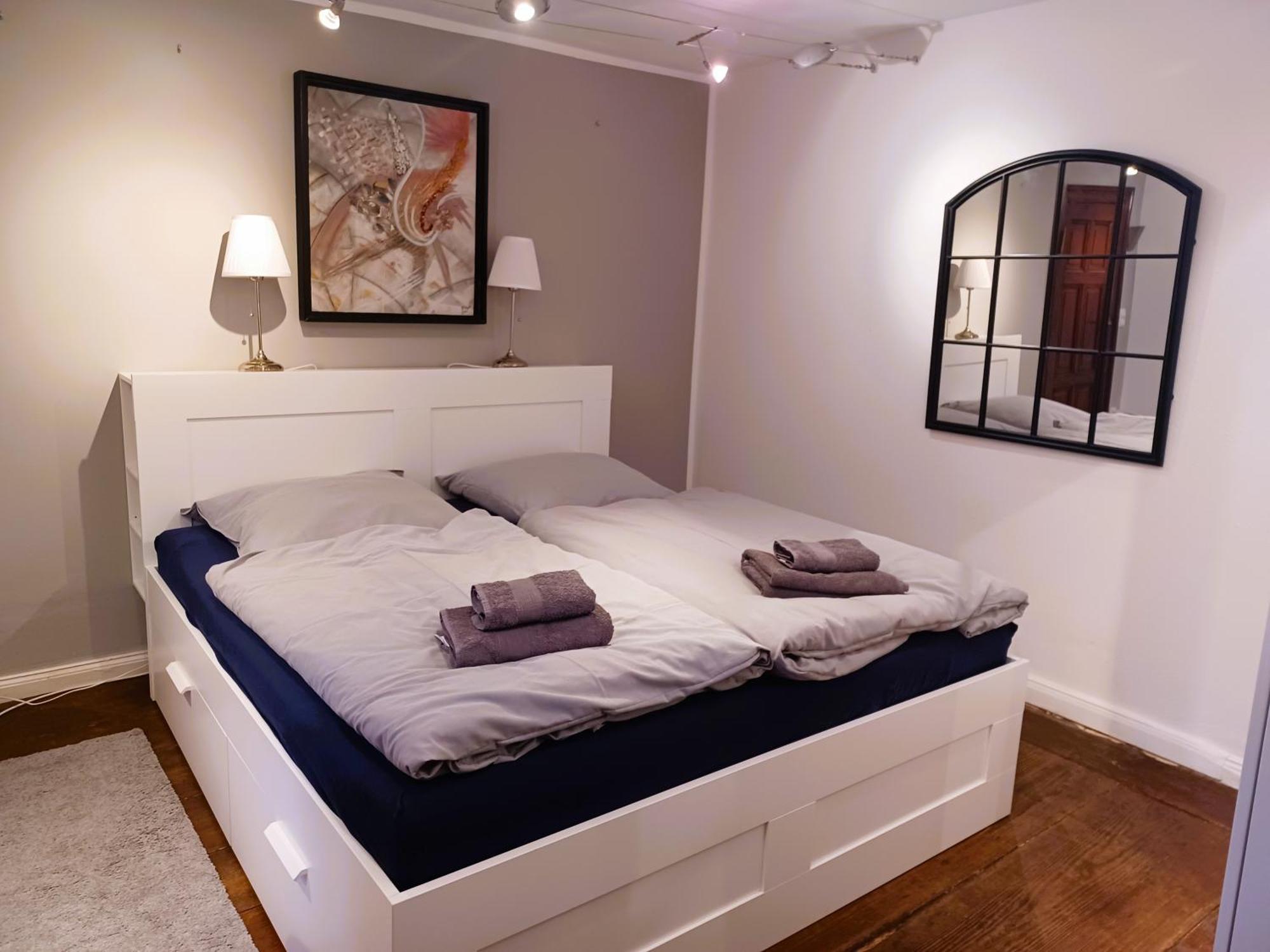 Kleine Galerie Apartment Fuer 3 Mit Kueche Kamin Netflix Parken Und Hofladen Steinhofel Exterior foto