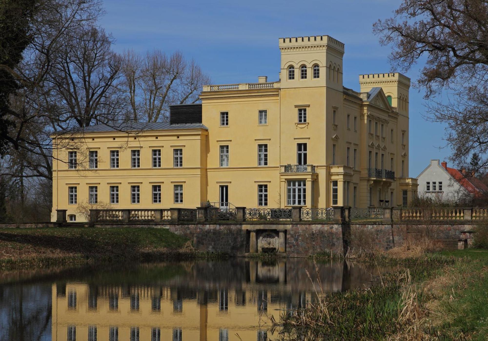 Kleine Galerie Apartment Fuer 3 Mit Kueche Kamin Netflix Parken Und Hofladen Steinhofel Exterior foto